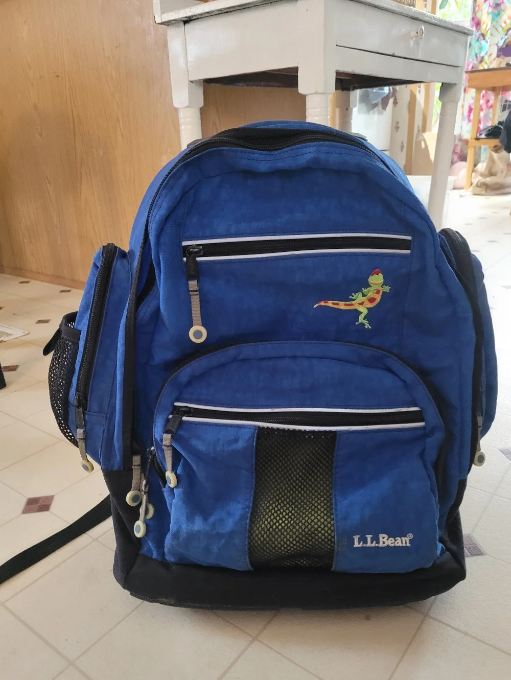 L.L. Bean Deluxe Rolling Wheelie Backpack Book Bag Unisex Youth Kid Blue Vintage